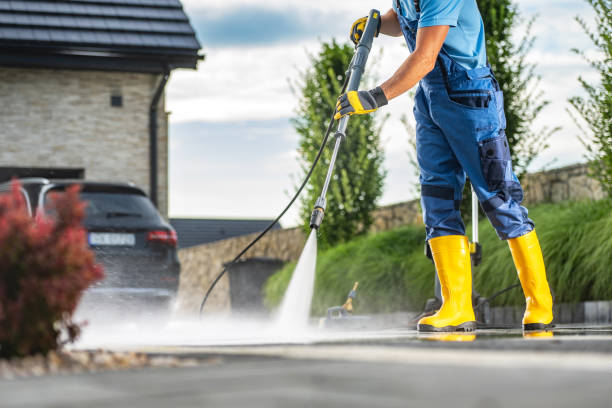 Best Patio and Deck Pressure Washing  in Bakersfield, CA